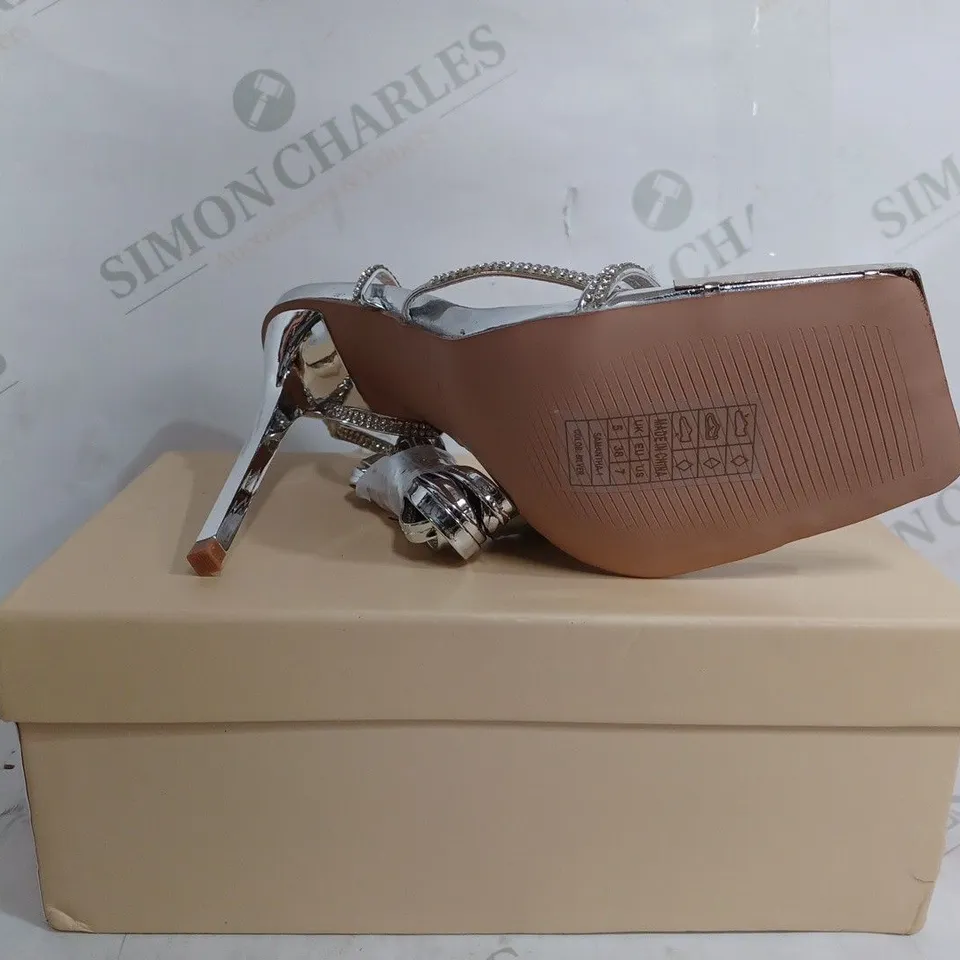 SIMMI LONDON SAMANTHA IGNITE IN SILVER - UK 5 