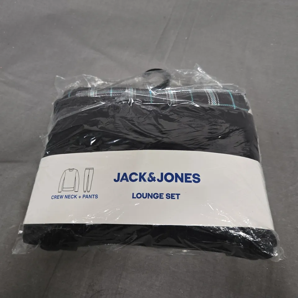 JACK & JONES LOUNGE SET - LARGE