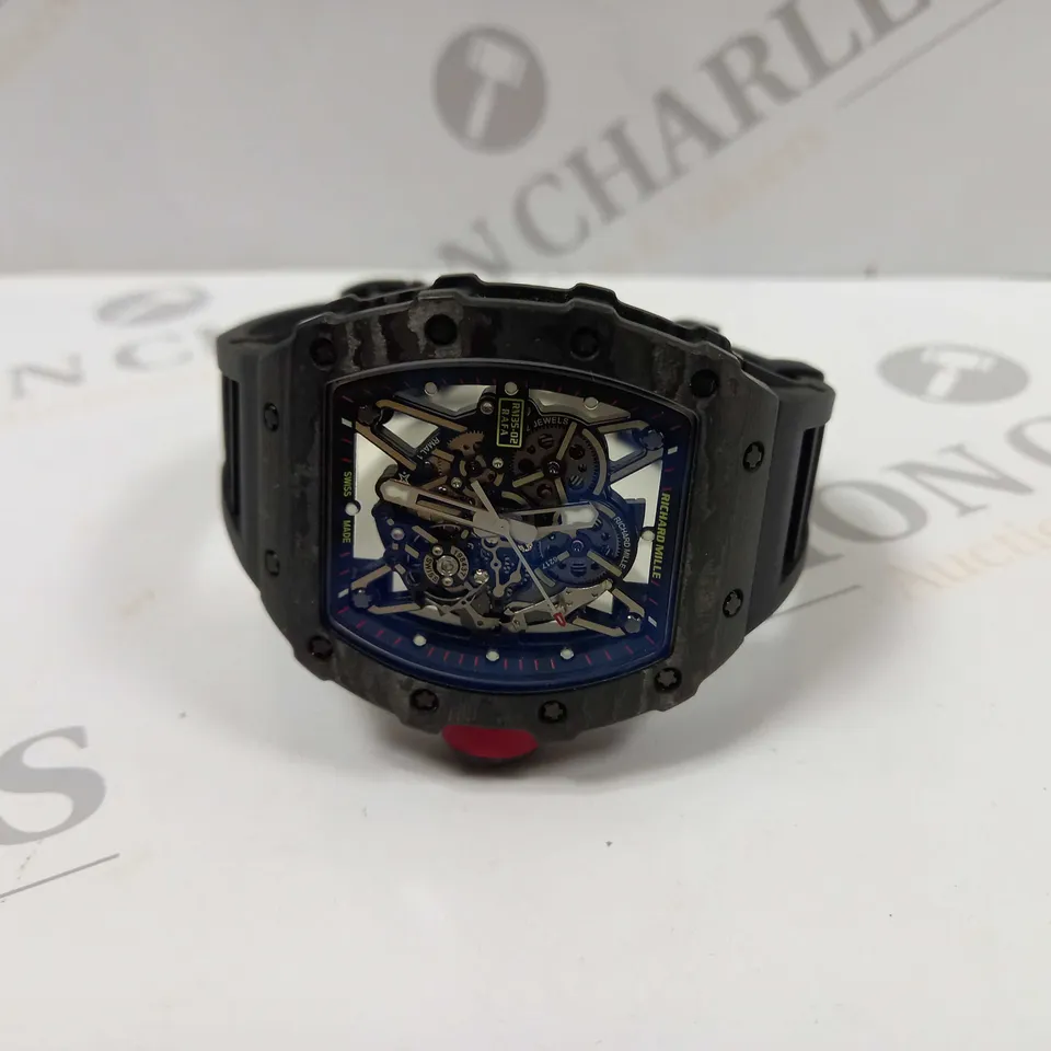 2 X ASSORTED WATCHES. INCLUDES A UNBRANDED WATCH & RICHARD MILLE MEN'S WATCH 