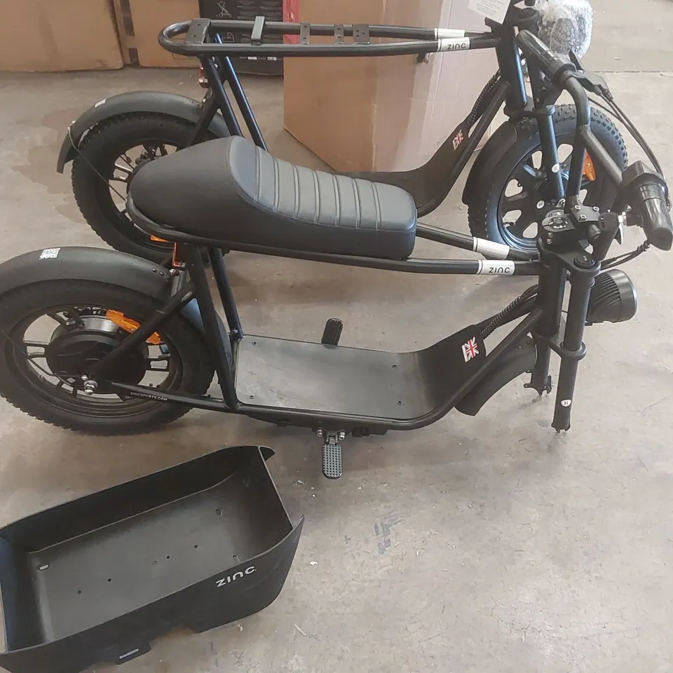 2x ZINC ELECTRIC SCOOTERS WITH MISSING PARTS