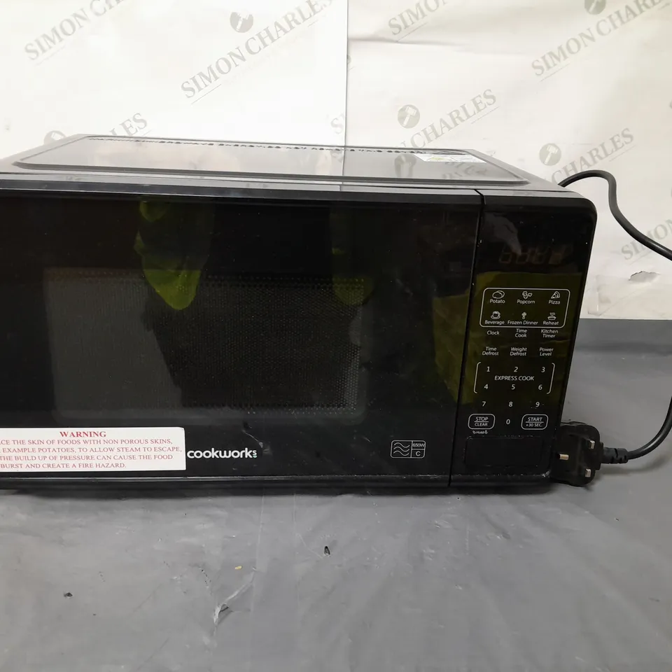 BOXED COOKWORKS 700W BLACK MICROWAVE