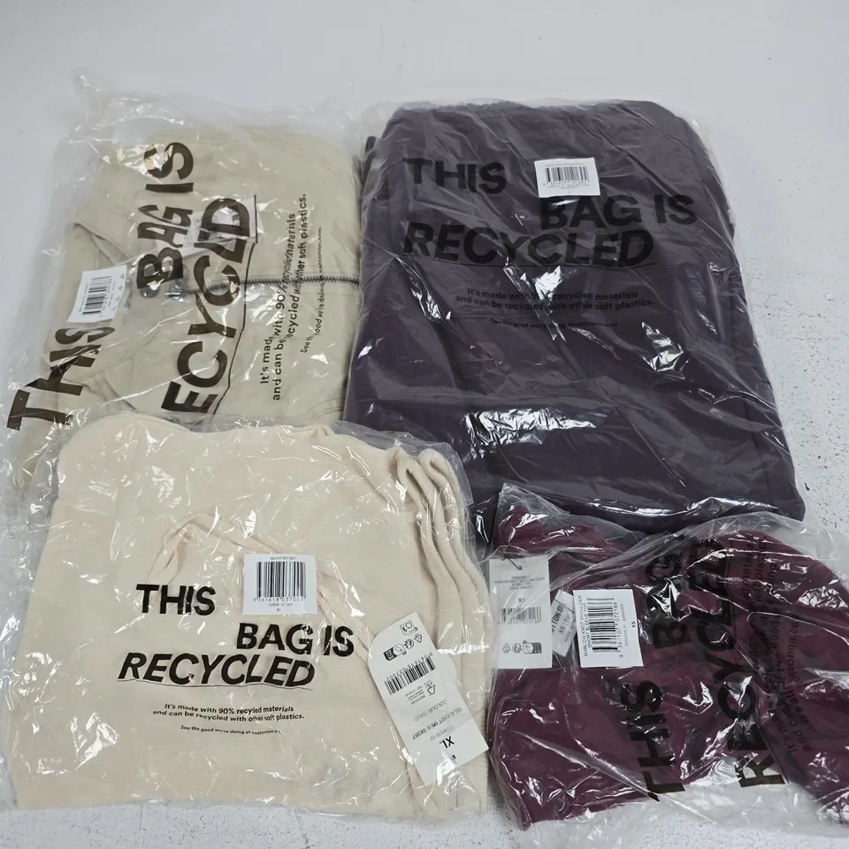 APPROXIMATELY 20 ASSORTED CLOTHING ITEMS IN VARIOUS SIZES, COLOURS & STYLES TO INCLUDE KNOT SHPULDER TOP, BAT MOTO JACKET, ISLA KNIT MINI SKIRT, ETC