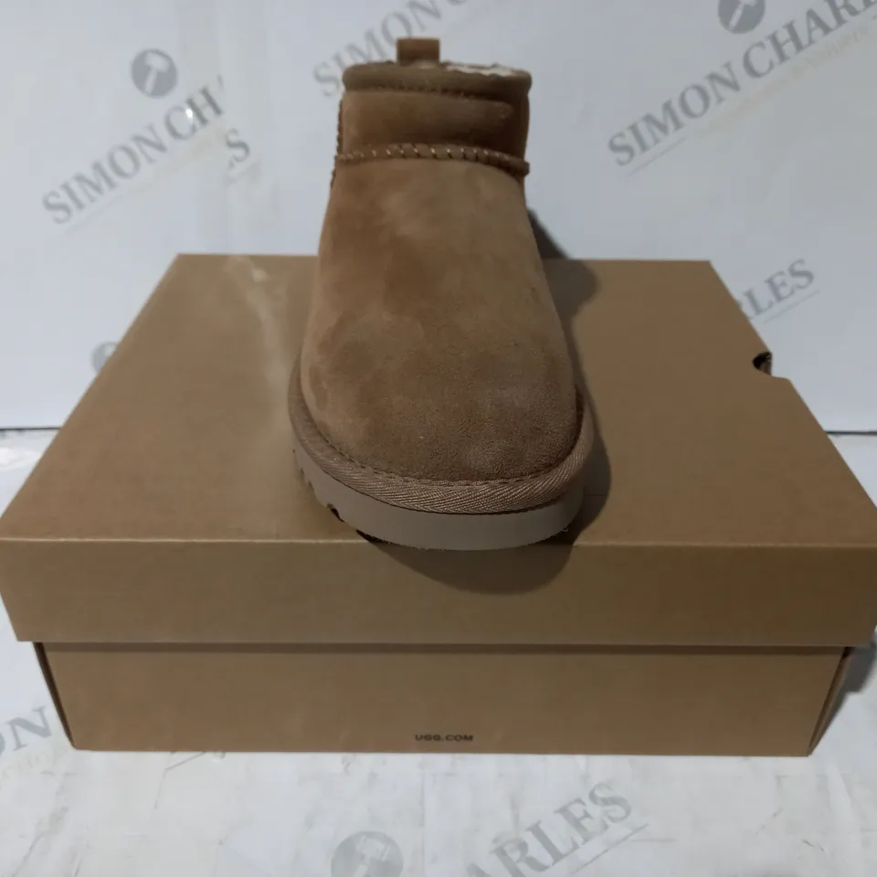 BOXED PAIR OF UGG CLASSIC ULTRA MINI SHOES IN TAN UK SIZE 4