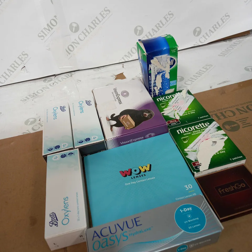 BOX OF ASSORTED MEDICAL APPLIANCES TOO INCLUDE NICORETTE PATRCHES , EYE LENSES AND EYE DROPS 