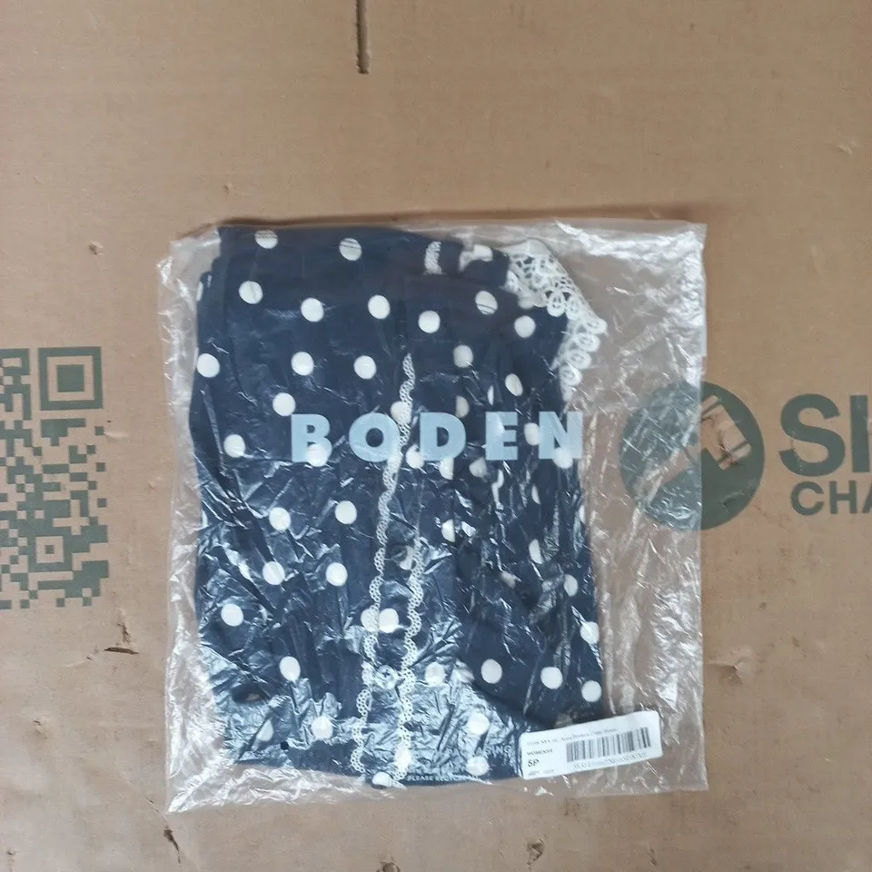 BAGGED BODEN NESSA BRODERIE COLLAR BLOUSE IN NAVY/WHITE SPOTS SIZE 10
