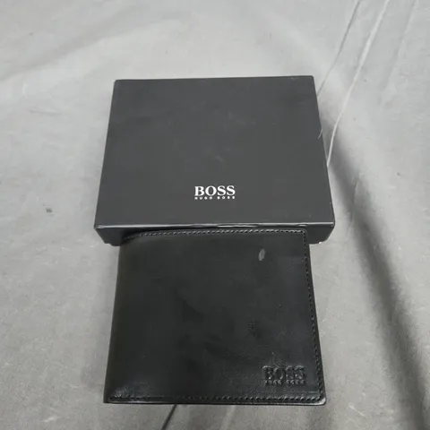 BOXED HUGO BOSS LEATHER WALLET