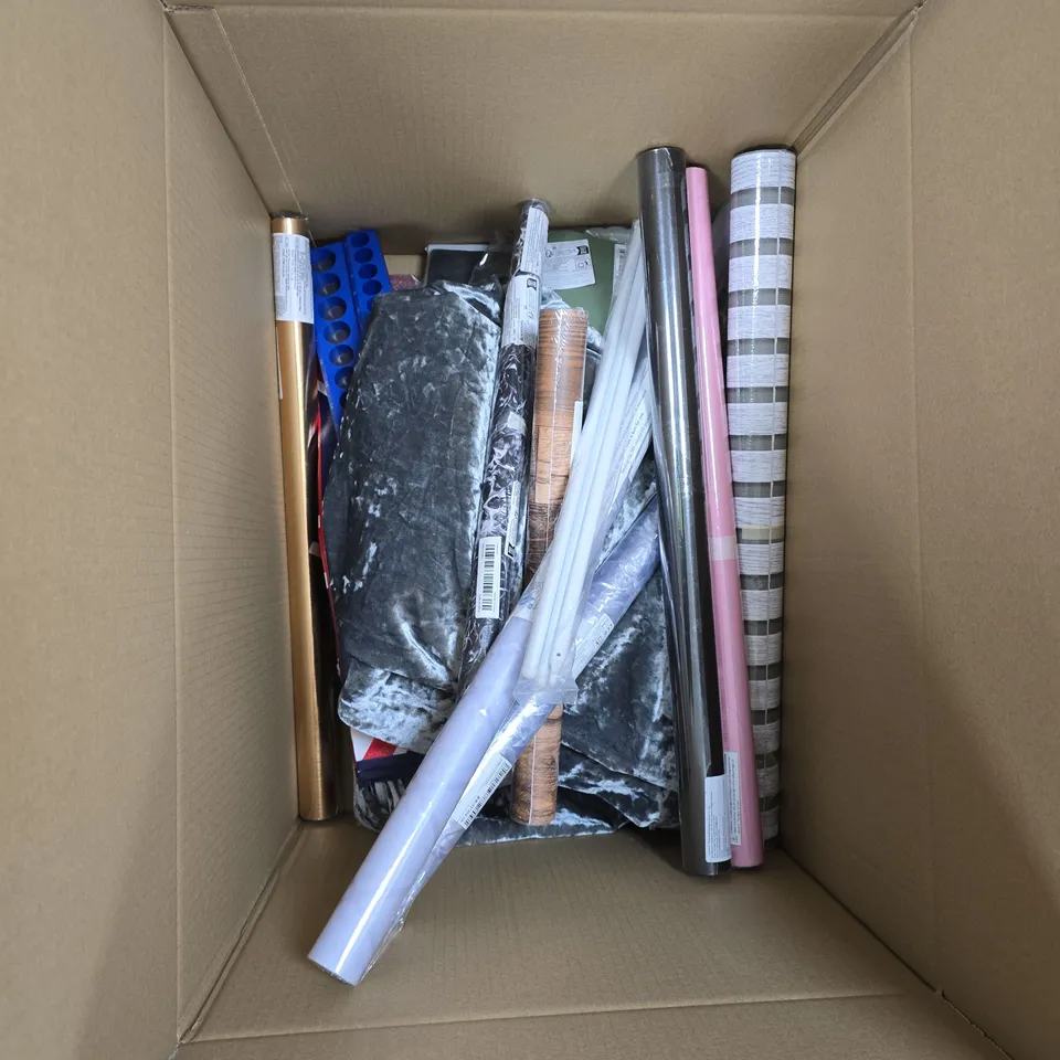 LARGE QUANTITY OF ASSORTED ITEMS TO INCLUDE PAINT ROLLER BRUSH, ASSORTMENT OF WALLPAPER, PROTECTIVE TABLET CASE, ETC - COLLECTION ONLY