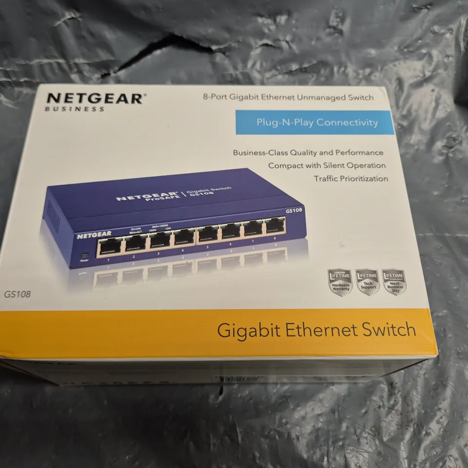 BOXED NETGEAR BUSINESS 8 PORT GIGABIT ETHERNET UNMANAGED SWITCH PLUG N PLAY CONNECTIVITY