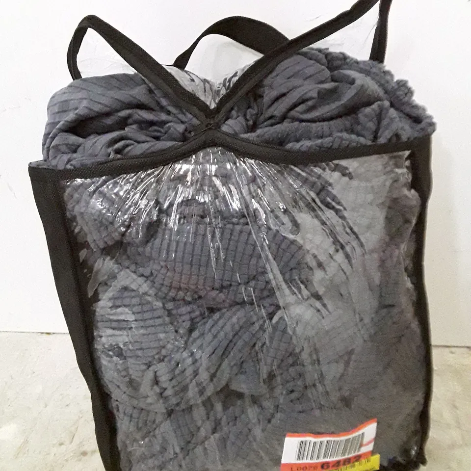 BOX CUSHION SOFA SLIPCOVER