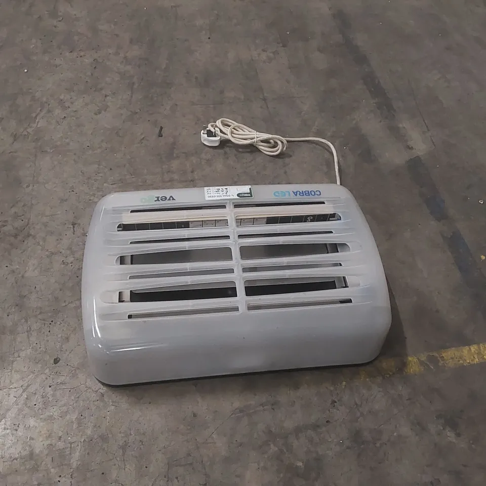 COBRA LED COMMERCIAL ELECTRIC FLY KILLER