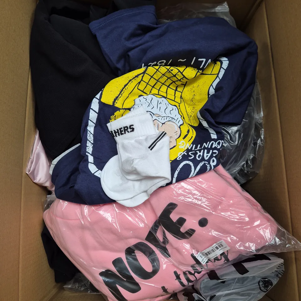 LARGE BOX OF ASSORTED CLOTHING ITEMS IN VARIOUS SIZES, STYLES AND COLOUR 