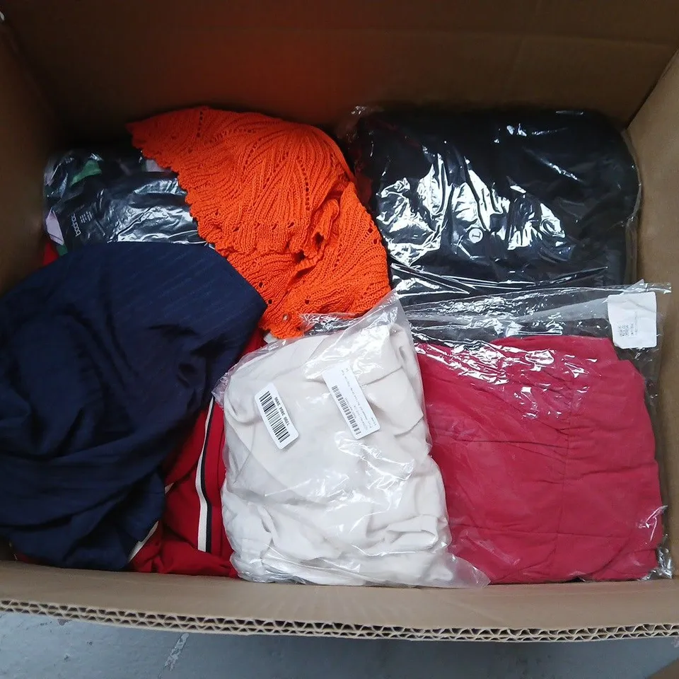 LARGE QUANTITY OF ASSORTED CLOTHING ITEMS TO INCLUDE SHEIN AND GANNI