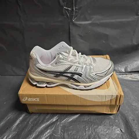 ASICS GEL-KAYANO 14 RUNNING SHOES – WHITE/GRAPHITE GREY – UK 6 – BOXED