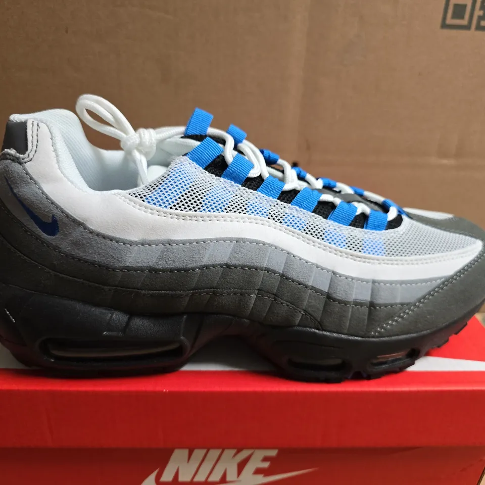 BOXED PAIR OF NIKE AIR MAX 95'S TT - UK SIZE 8