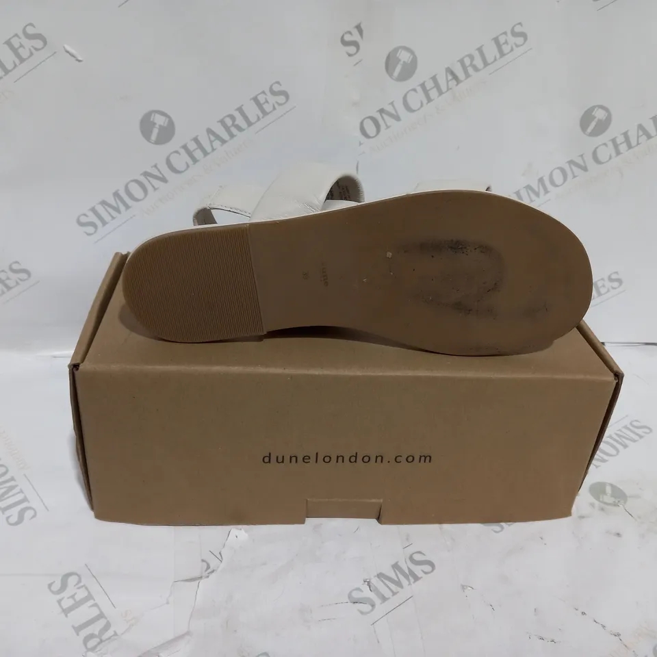 BOXED DUNE LEATHER CUSHION FLAT SANDALS SIZE 6