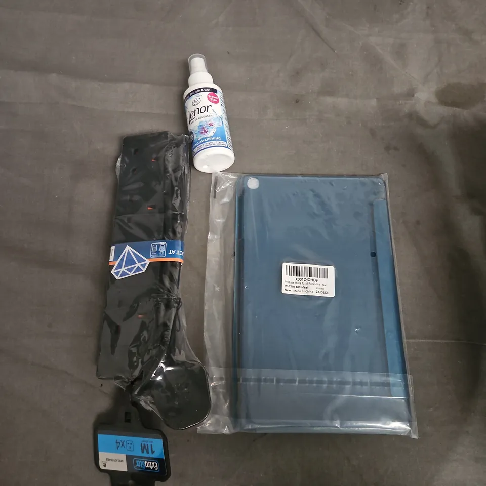APPROXIMATELY 15 ASSORTED HOUSEHOLD ITEMS TO INCLUDE LENOR CREASE RELEASER, TABLET CASE,, ETC 