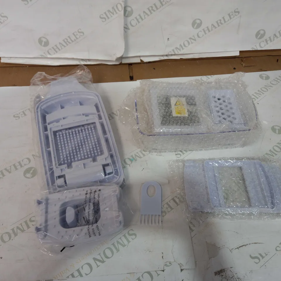 COOK'S ESSENTIALS CHOPPER 8 SLICE & DICE BLADES - WHITE