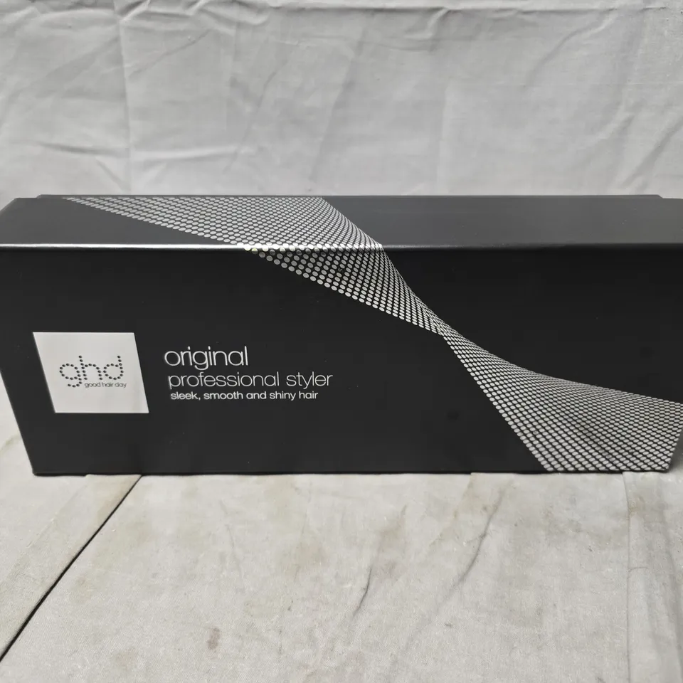 BOXED GHD ORIGINAL PROFESSIONAL STYLER