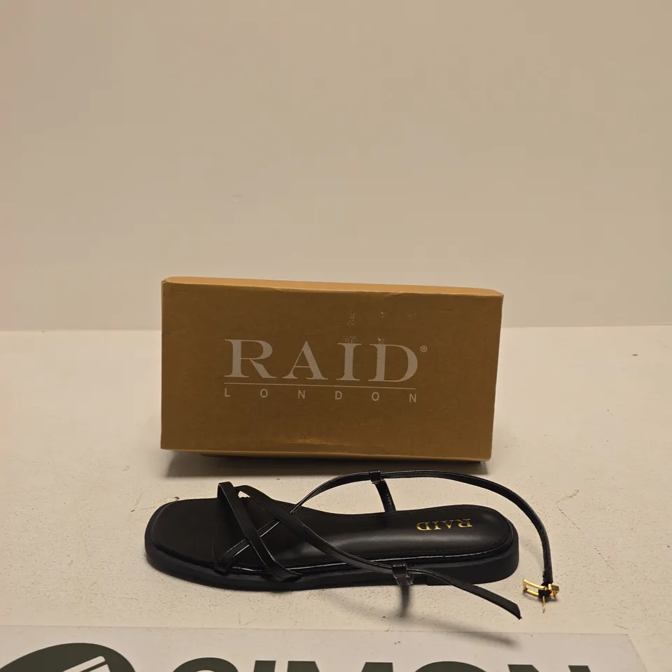RAID LONDON BLACK SANDALS – BOXED SIZE UK 6