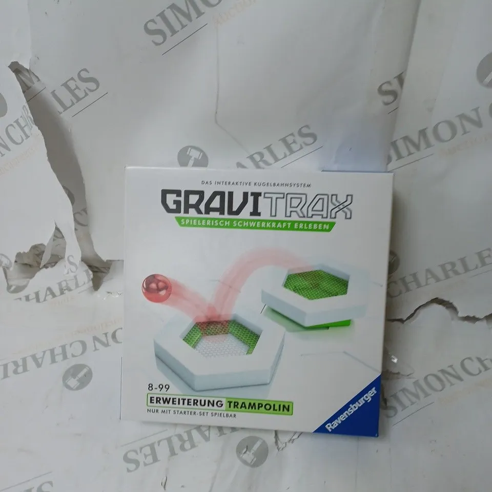 BOX OF ASSORTED ELECTRICAL ITEMS TO INCLUDE SPEAKERS, CONTROLLERS, MOUSE, HEADSETS ETC 