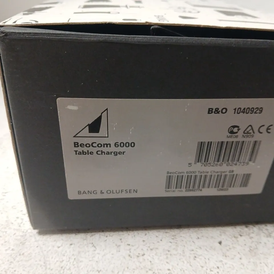 BANG & OLUFSEN BEOCOM 6000 TABLE CHARGER – BOXED
