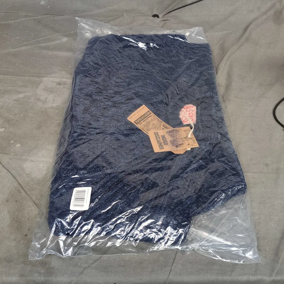 BAGGED - &SONS BERGMAN INDIGO CABLE KNIT - SMALL  