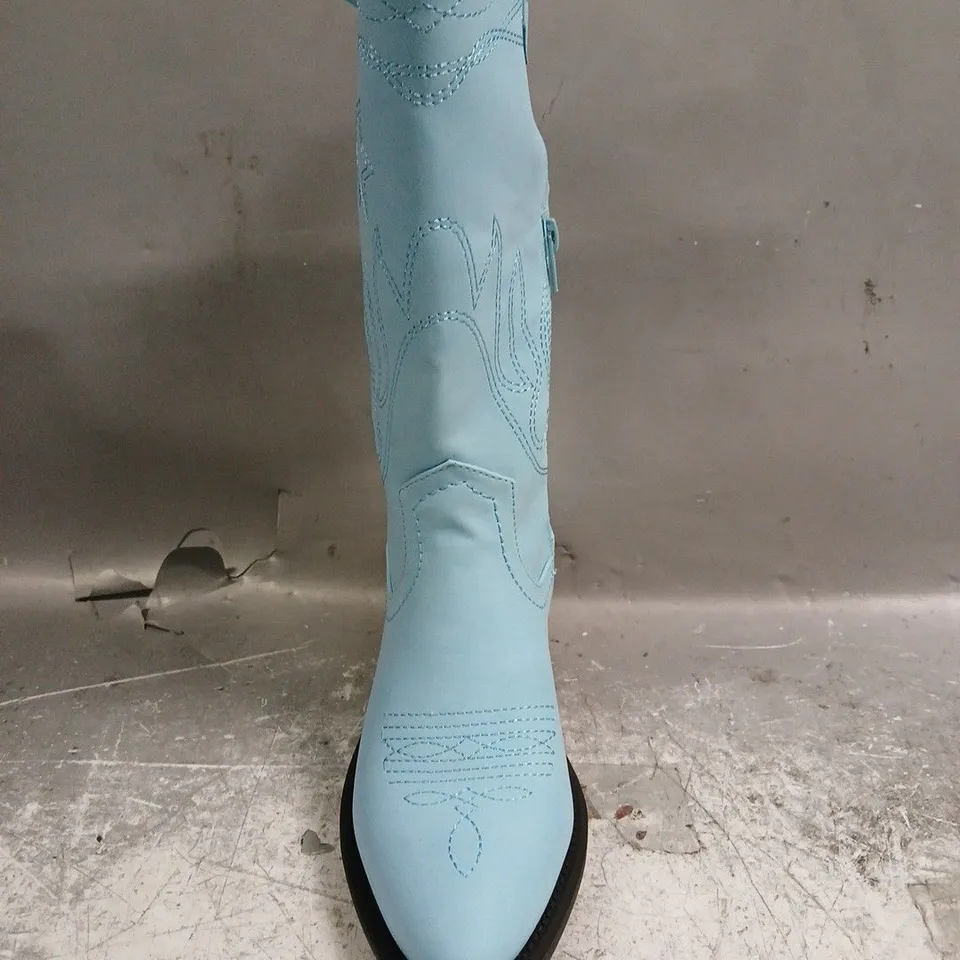 BOXED PAIR OF KOI SLINGSTAR COWBOY BOOTS IN BLUE SIZE UK 3