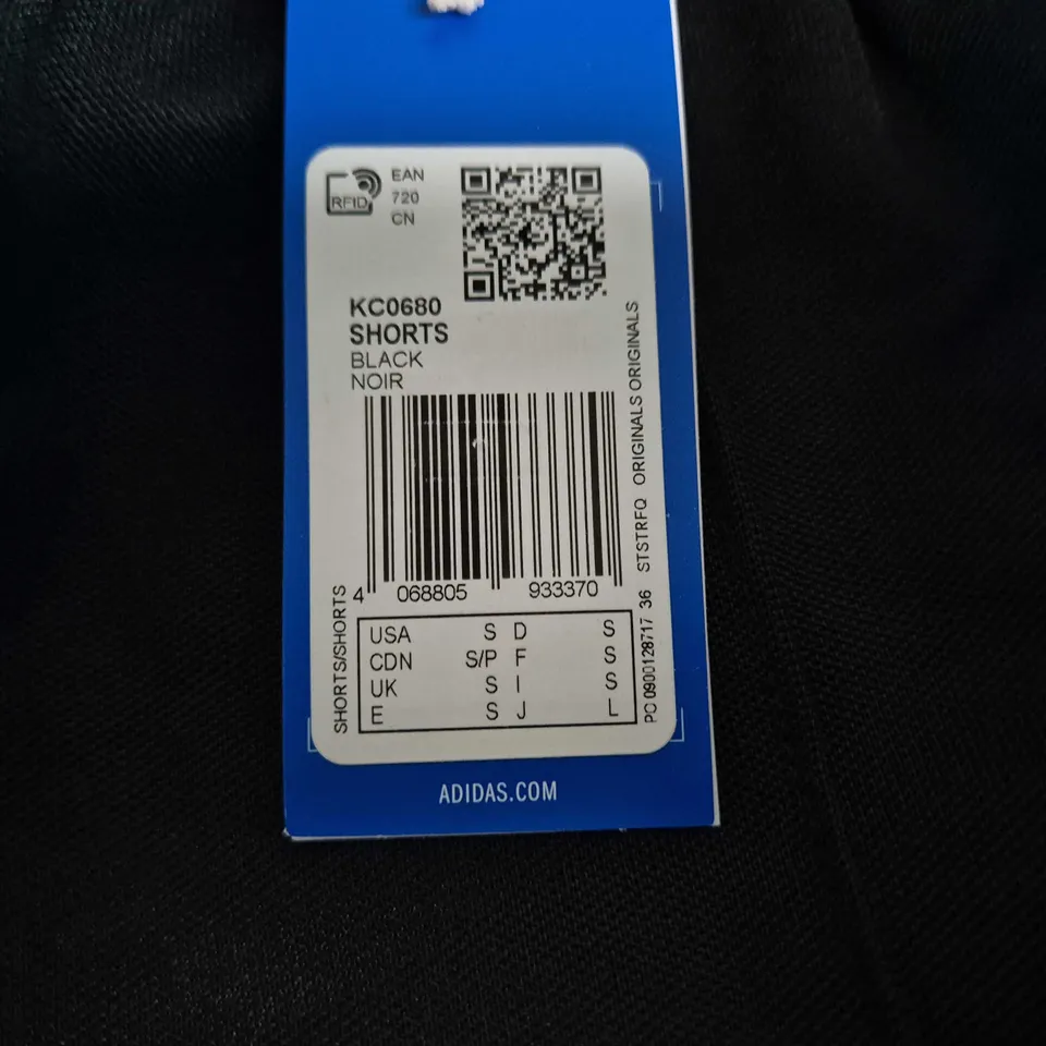 ADIDAS KC0680 SHORTS – BLACK, UK S (US S), THREE-STRIPE SIDE PANELS