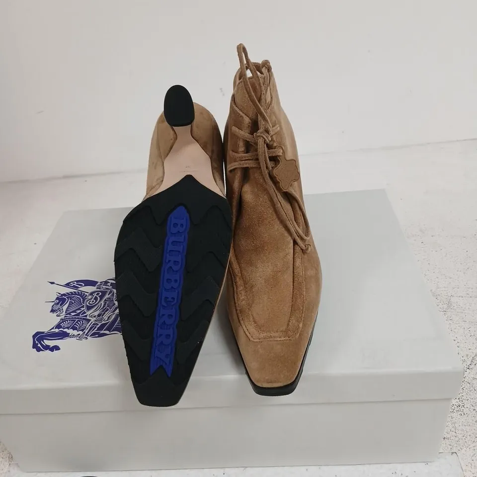 BURBERRY SUEDE LACE-UP ANKLE BOOTS – WOMEN'S, UK 4 (EU 37) – JUTE