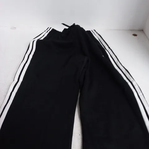 ADIDAS BLACK TRACKSUIT BOTTOMS WITH WHITE SIDE STRIPES, M