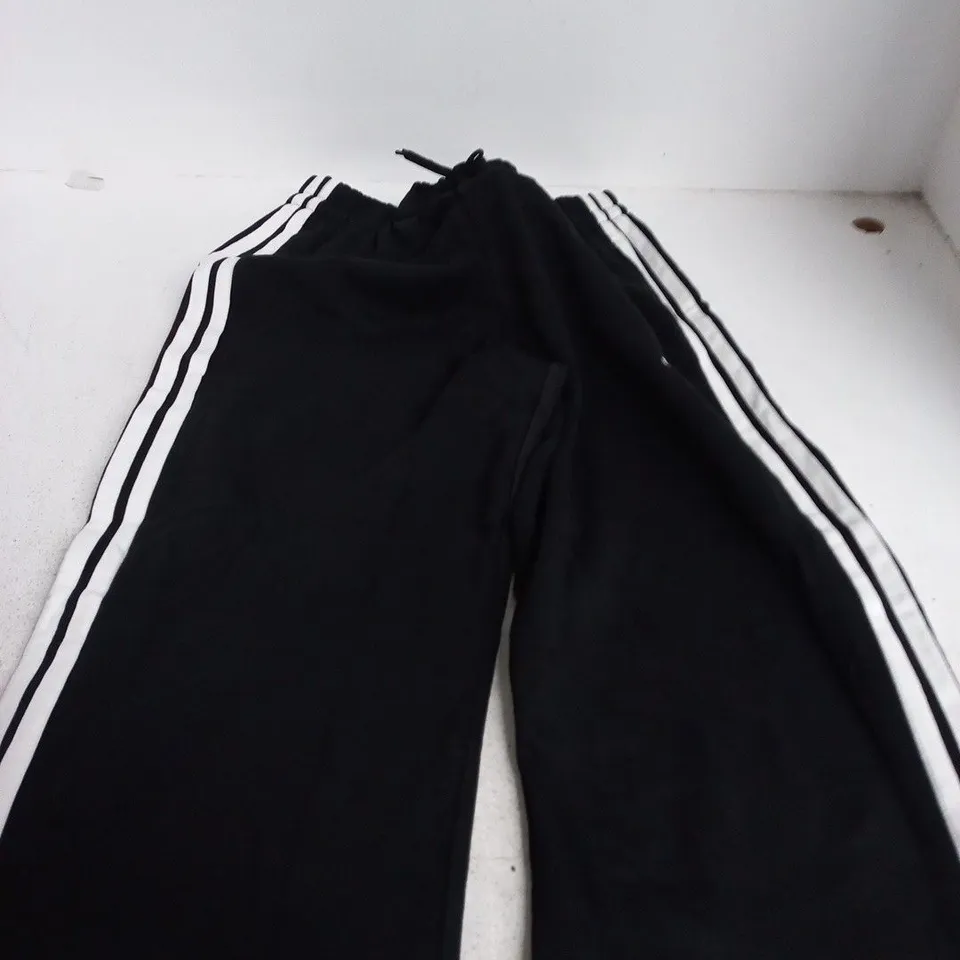 ADIDAS BLACK TRACKSUIT BOTTOMS WITH WHITE SIDE STRIPES, M