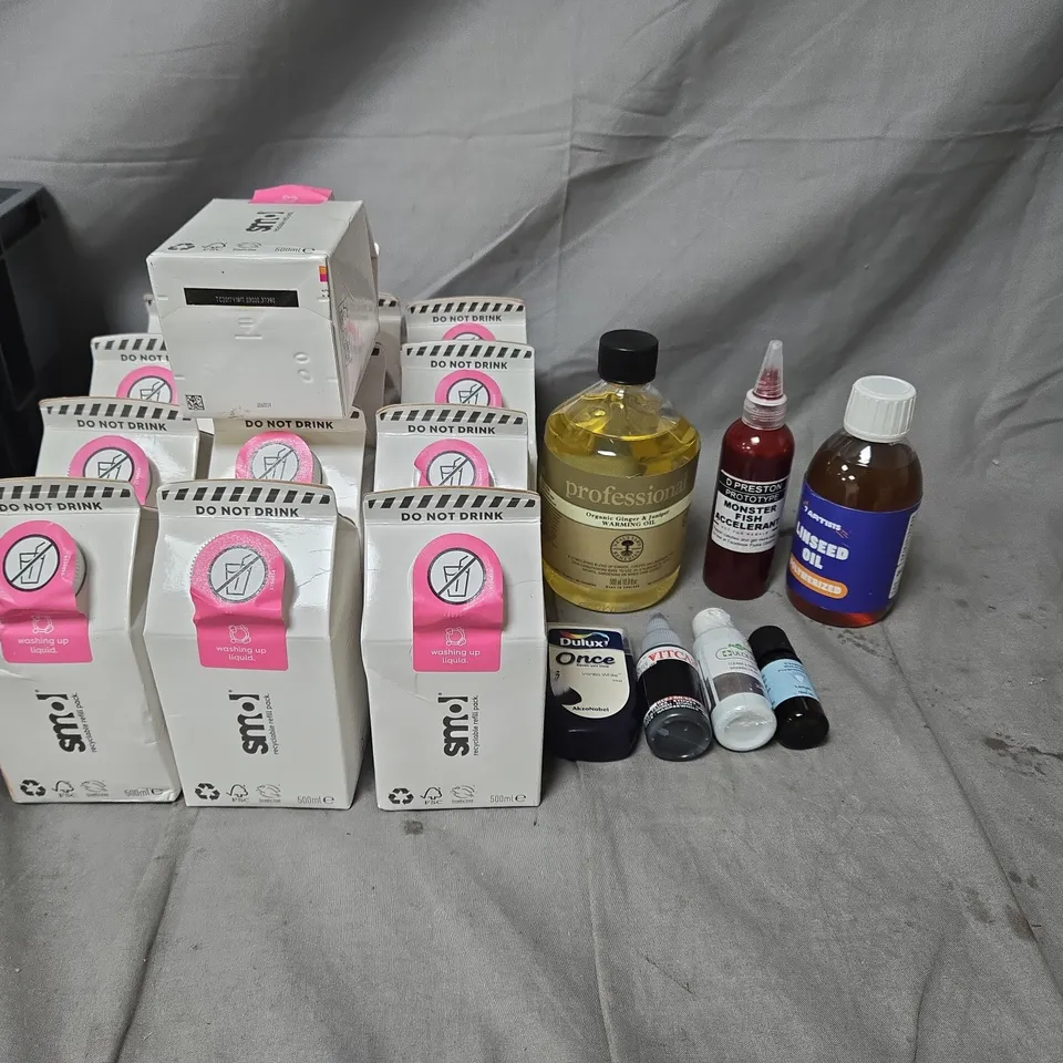 APPROXIMATELY 10 ASSORTED HEALTH & BEAUTY PRODUCTS – MIXED LOT WITH BOTTLES AND BOXED ITEMS