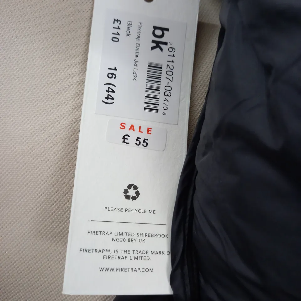 FIRETRAP LONGLINE BAFFLE JACKET IN BLACK - 16