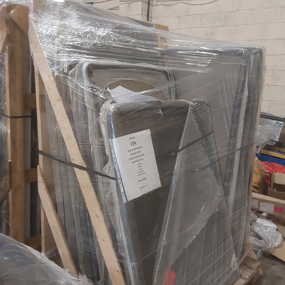 PALLET CONTAINING APPROXIMATELY 19X MIXED SOLID STONE RESIN SHOWER TRAYS