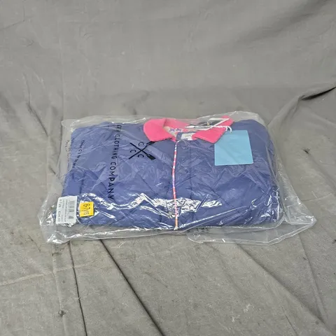 CREW CLOTHING COMPANY CONTRAST CORD DIAMOND QUILT JACKET IN NAVY/PINK SIZE 6-7YRS