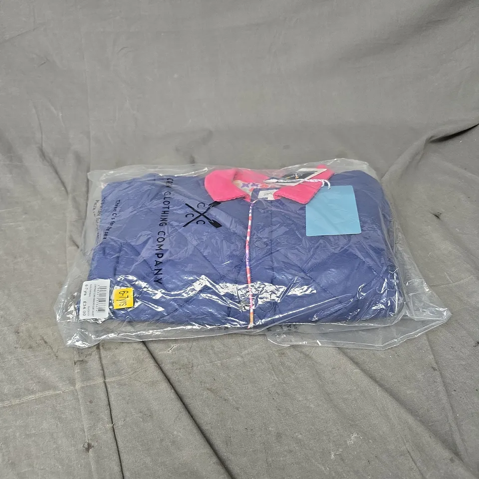 CREW CLOTHING COMPANY CONTRAST CORD DIAMOND QUILT JACKET IN NAVY/PINK SIZE 6-7YRS