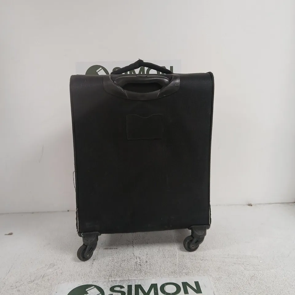 SKYFLITE BLACK WHEELED SUITCASE