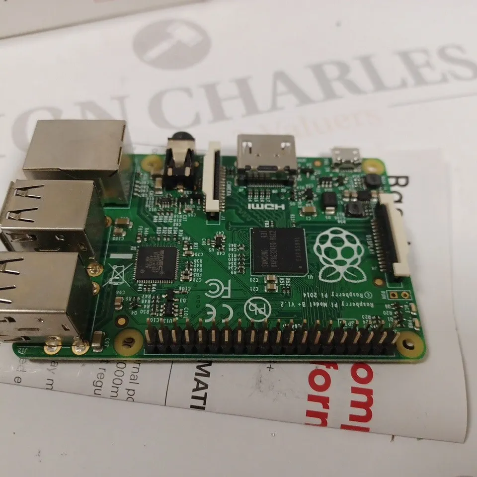 RASPBERRY PI MODEL B+ 512MB