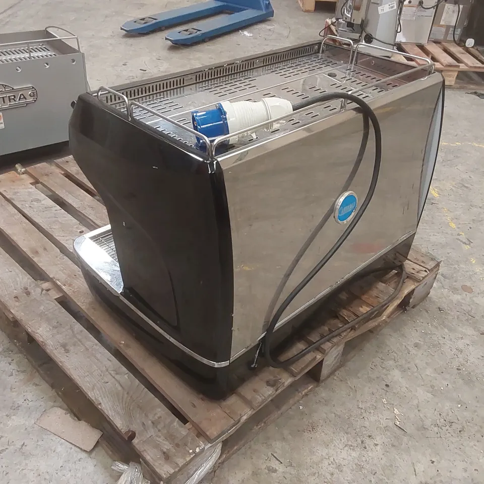 CARIMALI COMMERCIAL 2 GROUP COFFEE MACHINE