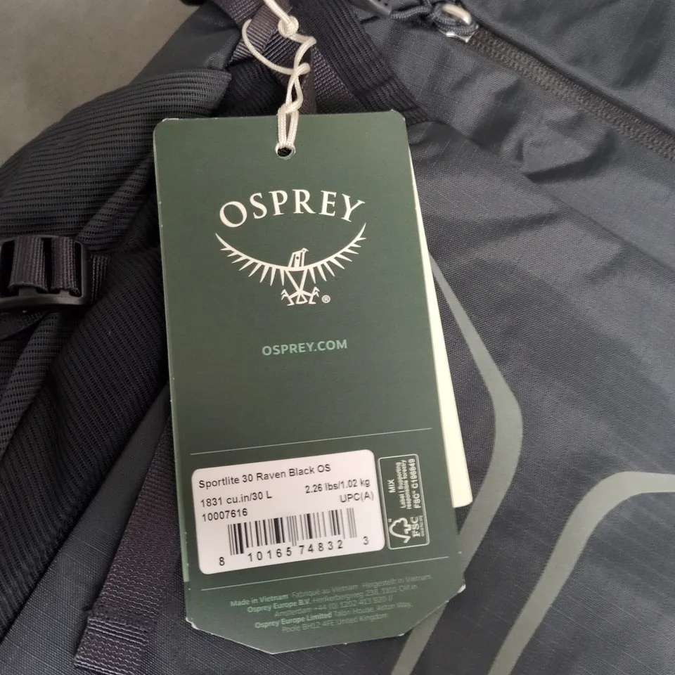 OSPREY SPORTLITE 30 RAVEN BLACK OS HIKING BACKPACK