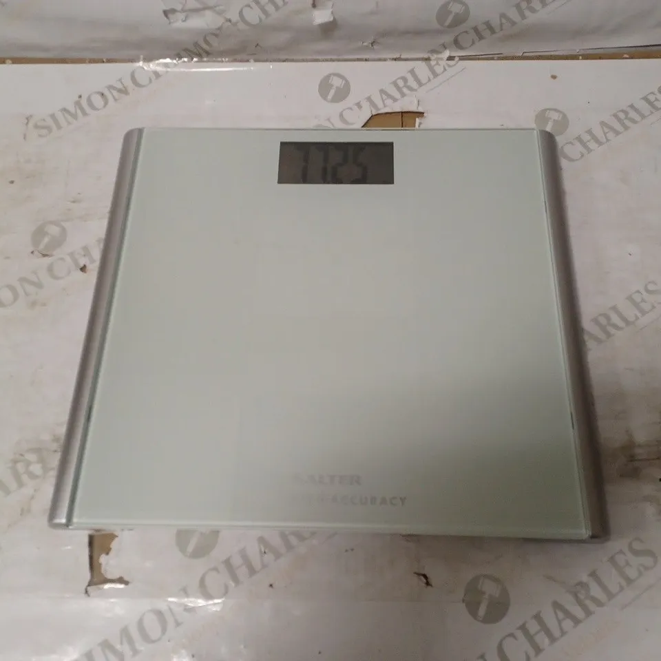 SALTER ULTIMATE ACCURACY ELECTRONIC SCALE 