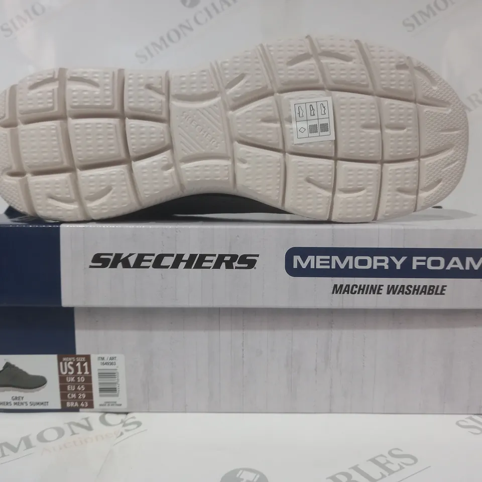 BOXED PAIR OF SKECHERS SHOES IN GREY UK SIZE 10