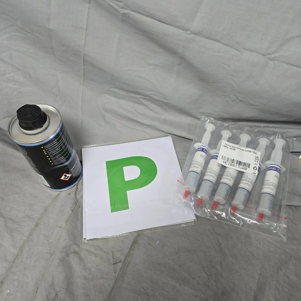 APPROXIMATELY 15 ASSORTED VEHICLE PARTS/ACCESSORIES TO INCLUDE PASS PLATES, THERMAL GREASE, DPF CLEANER ETC 