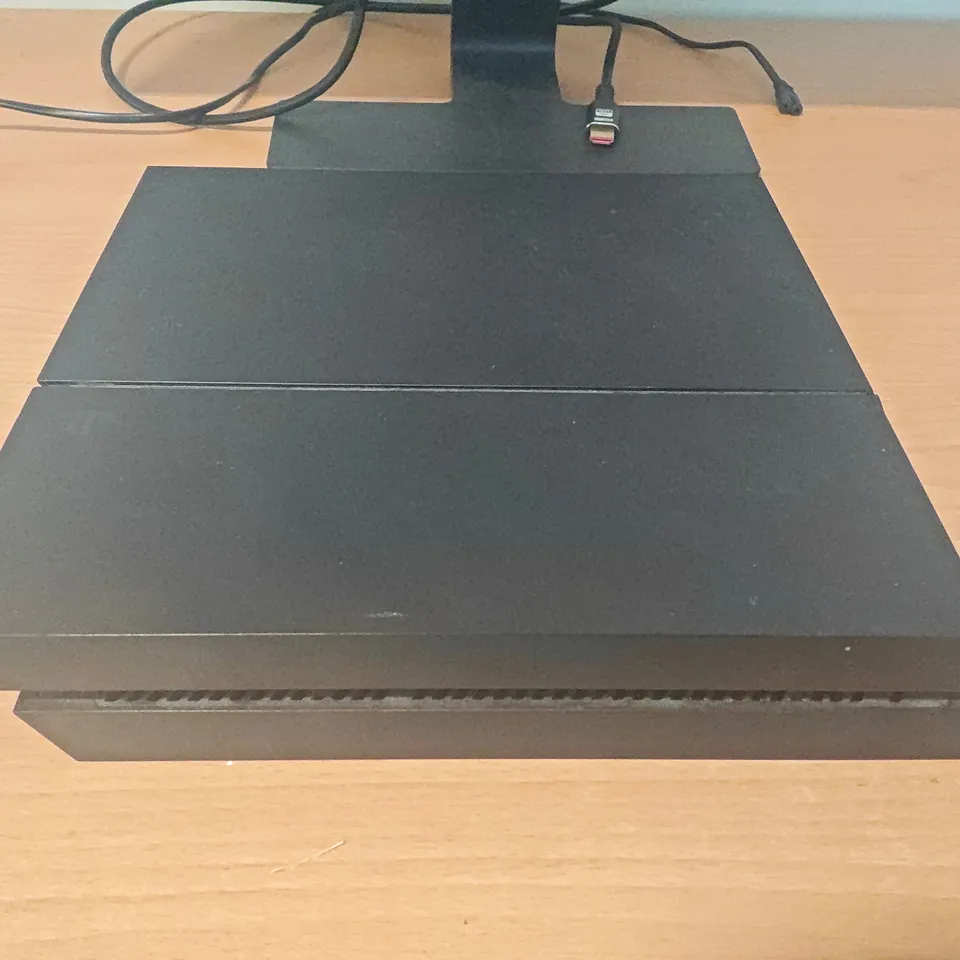 UNBOXED PLAYSTATION 4 CONSOLE