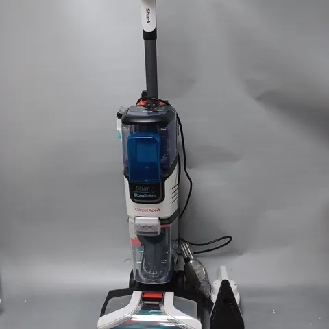 SHARK CARPET XPERT DEEP CARPET CLEANER & BUILT IN STAIN STRIKER EX200UK - COLLECTION ONLY