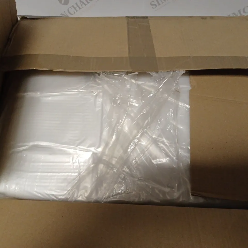 CAGE OF APPROX 600 ASSORTED MEDICAL ITEMS INCLUDING CLEAR APRONS, DISPOSABLE FACE MASKS AND FACE SCREENS - COLLECTION ONLY