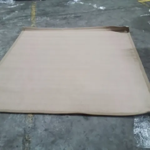 QUALITY DESIGNER AREA RUG - APPROXIMATELY 200X200