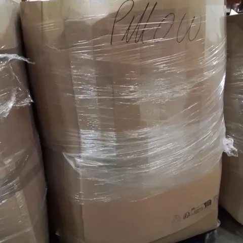PALLET CONTAINING A LARGE QUANTITY OF PILLOWS 