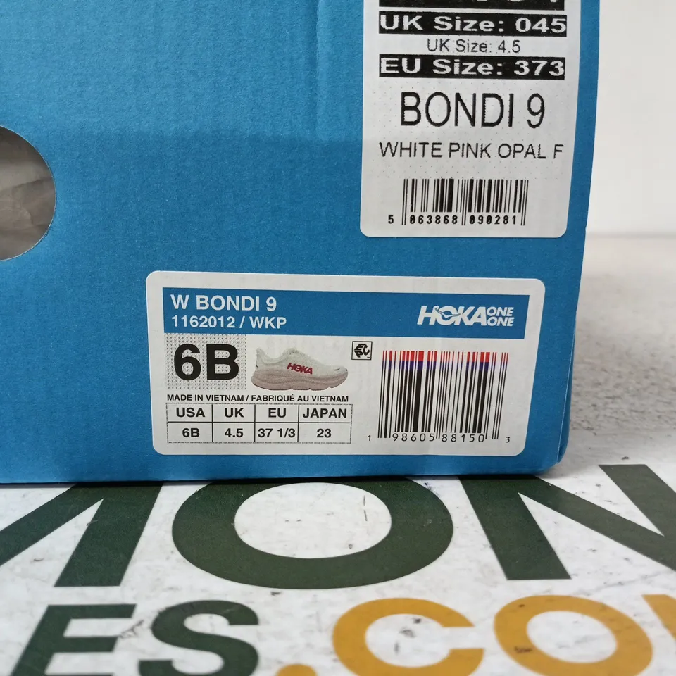 HOKA BONDI 9 RUNNING SHOES – UK 4.5, WHITE/PINK OPAL – BOXED