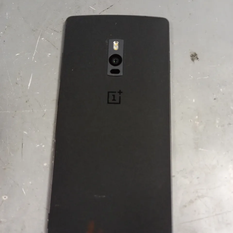 OE PLUS 2 A2003 SMARTPHONE 64GB IN GREY